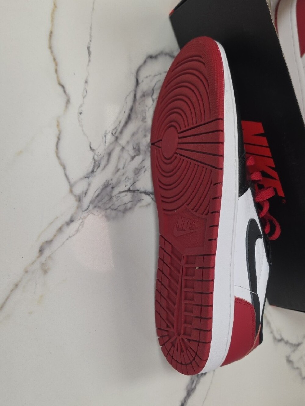 Nike Low-Top Sneakers in Black, White, and Red - Picture 3 of 8